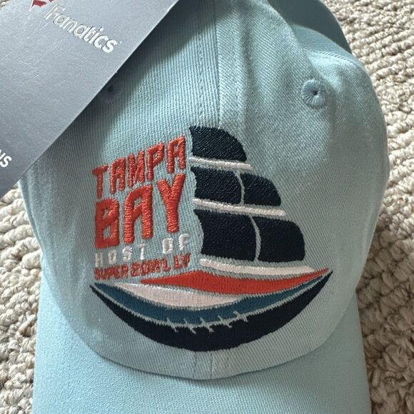 Tampa Bay Buccaneers Host Of Super Bowl LV Fanatics Adjustable NEW - Picture 2 of 6